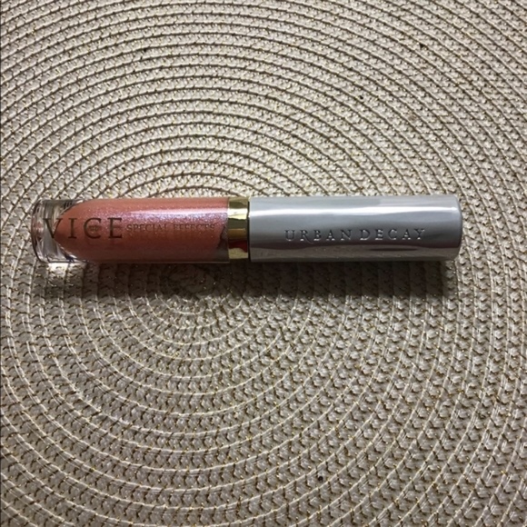 Urban Decay Vice Special Effects Lip Gloss Fever! - Picture 6 of 8